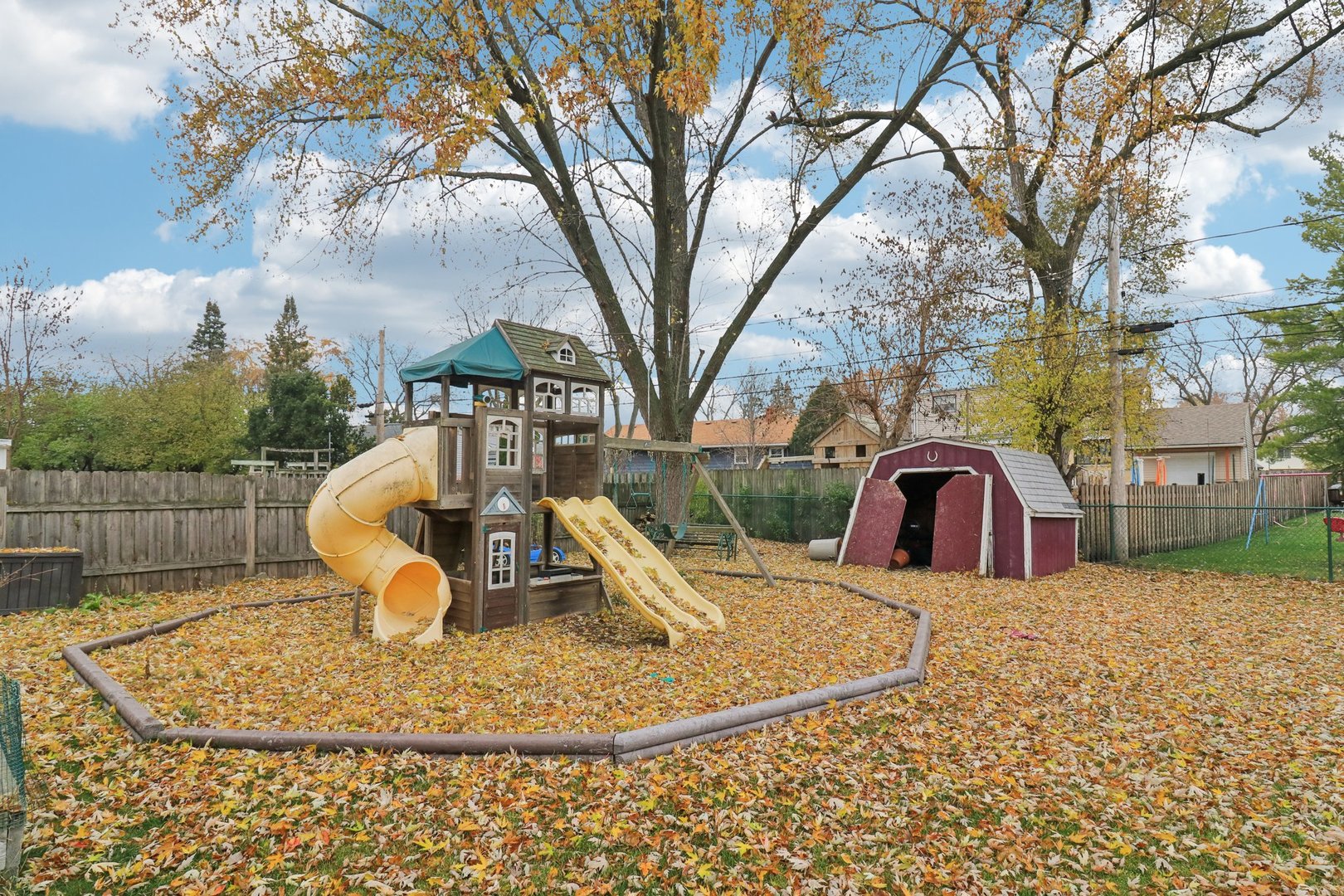 610 Maple Drive Buffalo Grove, IL 60089 - Photo 37 of 39 a view of outdoor space yard and patio