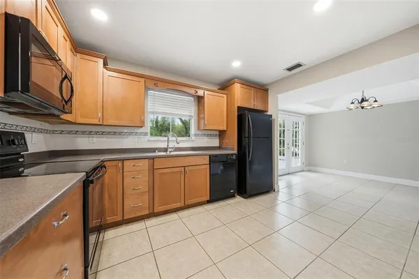 $2,600 | 12311 North Putney Court, Leesburg, FL 34788