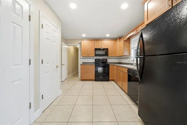 $2,600 | 12311 North Putney Court, Leesburg, FL 34788