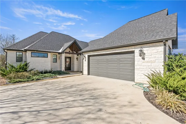 $995,000 | 3223 Pinyon Creek Drive, Bryan, TX 77807