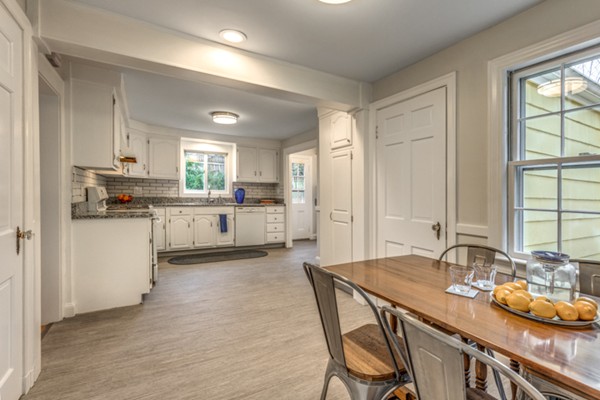 26 Allen Road Winchester, MA 01890 - Photo 12 of 30 Gallery Image 12