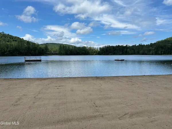 $195,000 | 11 Overlook Lane North, Unit B, Warrensburg, NY 12817