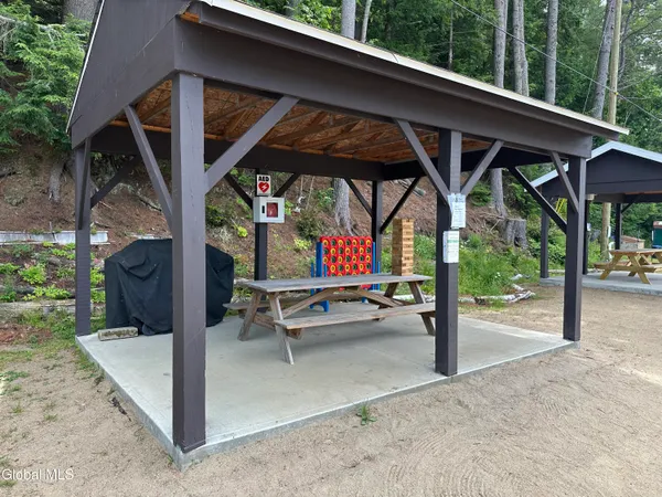 $195,000 | 11 Overlook Lane North, Unit B, Warrensburg, NY 12817