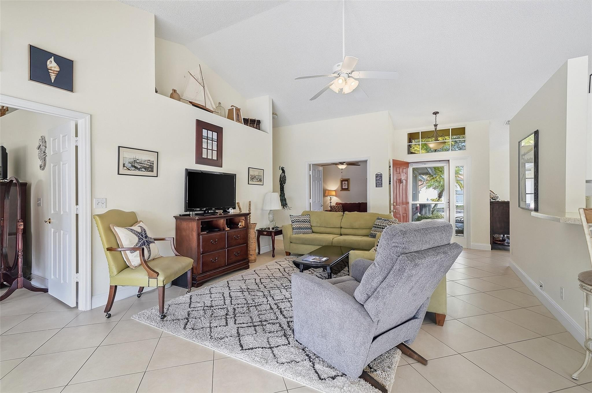 3800 Riverside Way Delray Beach, FL 33445 - Photo 17 of 48 Photo 17