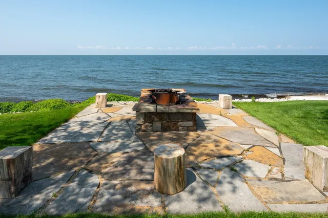 $6,500,000 | 5707 Bay Shore Drive, Sturgeon Bay, WI 54235