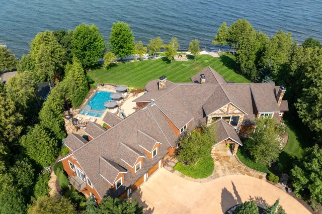 $6,500,000 | 5707 Bay Shore Drive, Sturgeon Bay, WI 54235