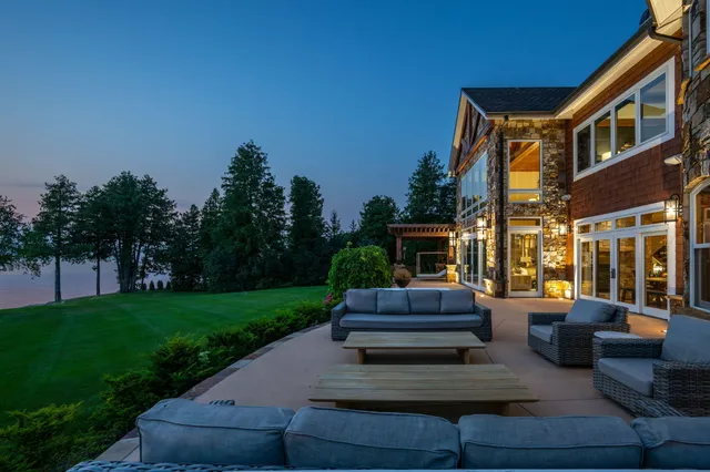 $6,500,000 | 5707 Bay Shore Drive, Sturgeon Bay, WI 54235