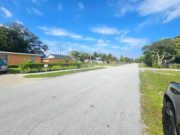 $1,500,000 | 800 Northwest 1st Street, Delray Beach, FL 33444
