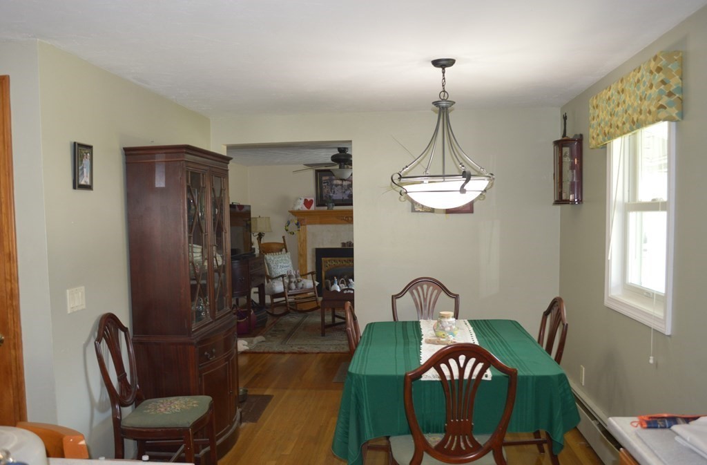 31 Manor Road Auburn, MA 01501 - Photo 5 of 16 Gallery Image 5