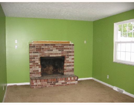 103 Gable Road Cranberry Township, PA 16066 - Photo 4 of 8 Den/Family/Great Room.