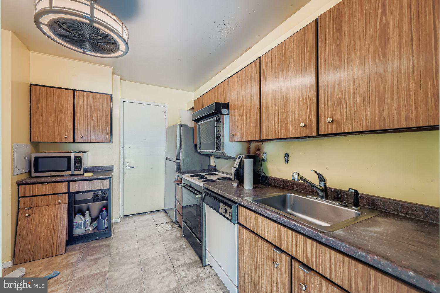 6606 Park Heights Avenue, Unit 305 Baltimore, MD 21215 - Photo 12 of 28