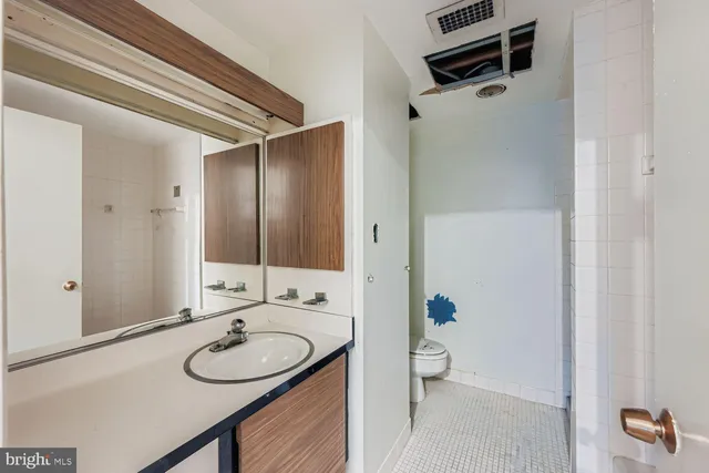 $75,000 | 6606 Park Heights Avenue, Unit 305, Baltimore, MD 21215