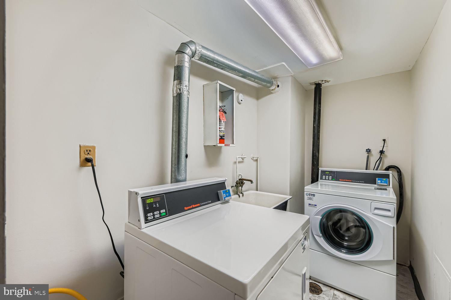 6606 Park Heights Avenue, Unit 305 Baltimore, MD 21215 - Photo 25 of 28