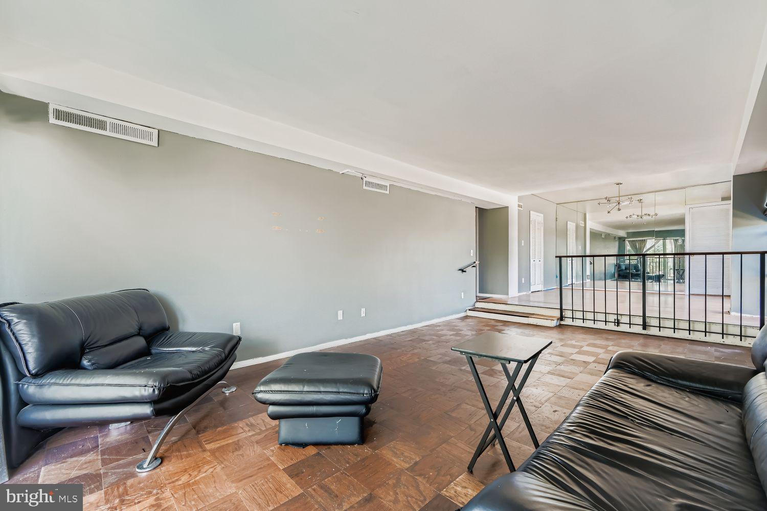 6606 Park Heights Avenue, Unit 305 Baltimore, MD 21215 - Photo 5 of 28