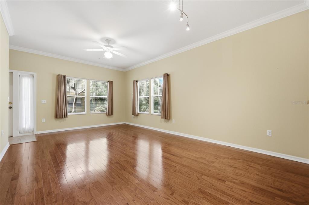 9172 Southwest 52nd Road, Unit 103 Gainesville, FL 32608 - Photo 7 of 31