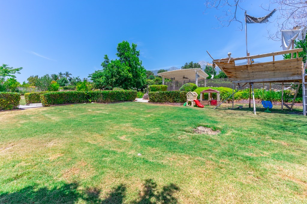 10902 Wilson Avenue Rancho Cucamonga, CA 91737 - Photo 42 of 48