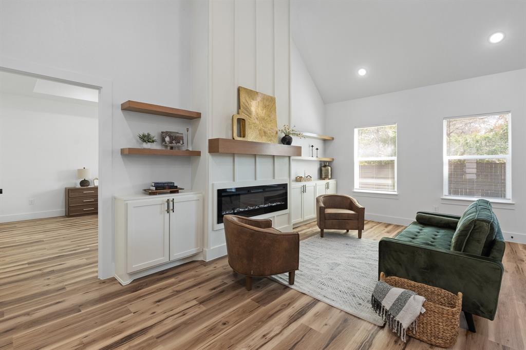 809 Tierney Road Fort Worth, TX 76112 - Photo 19 of 29 Gallery Image 19