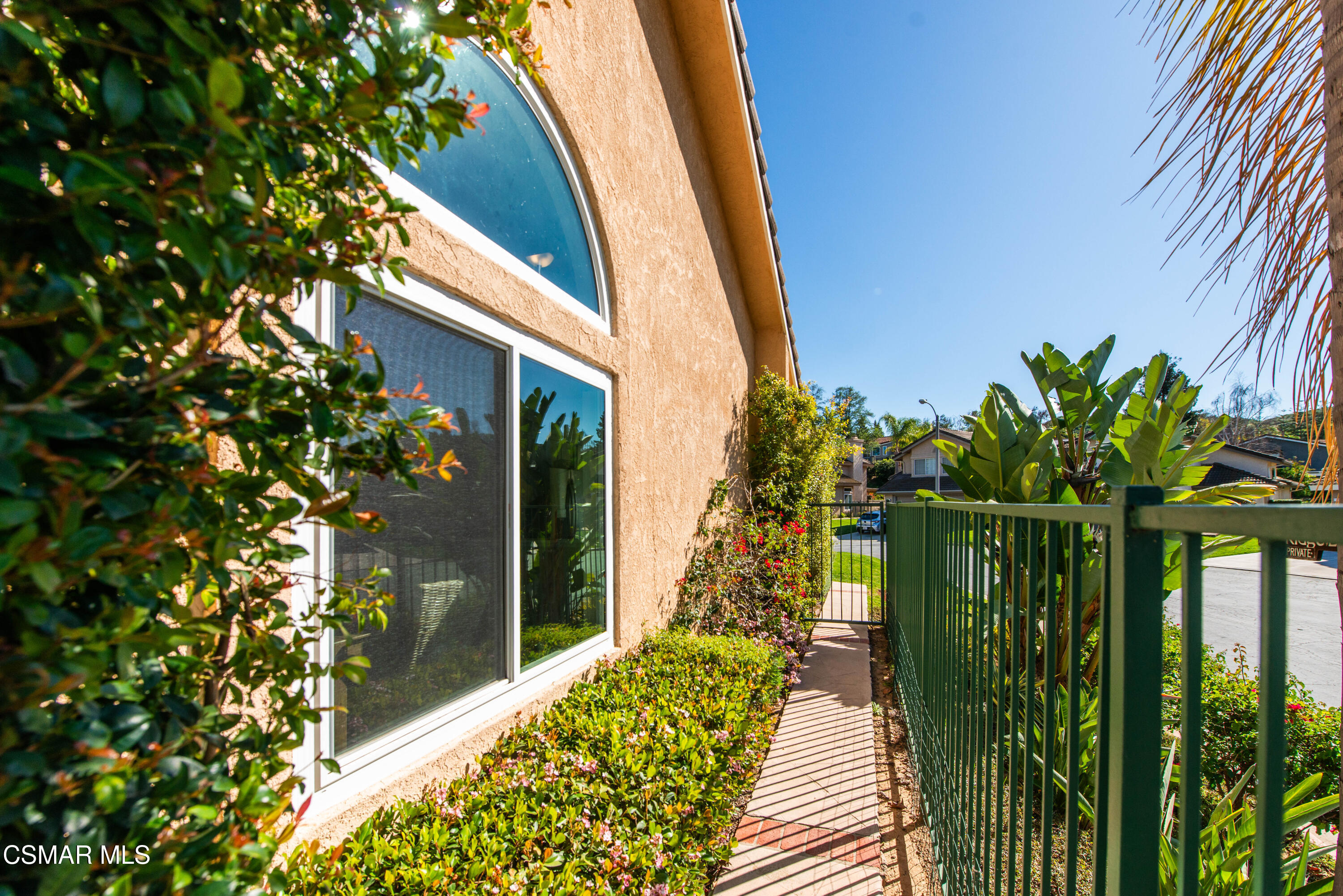 65 Iron Ridge Lane Simi Valley, CA 93065 - Photo 27 of 33 DSC_5706