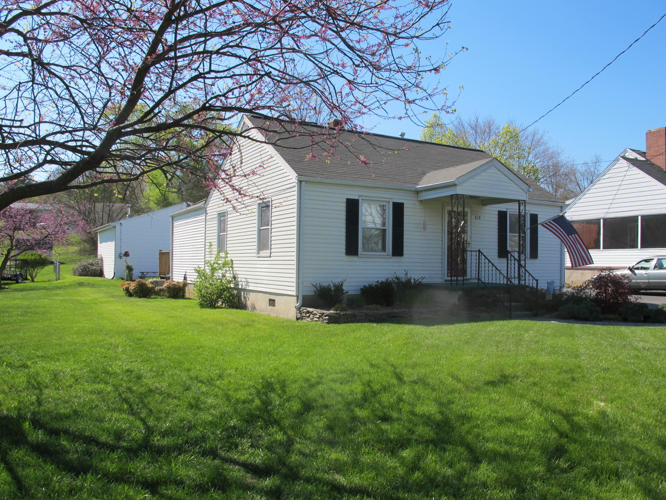 619 Kessler Mill Road Salem, VA 24153 - Photo 1 of 33 Front