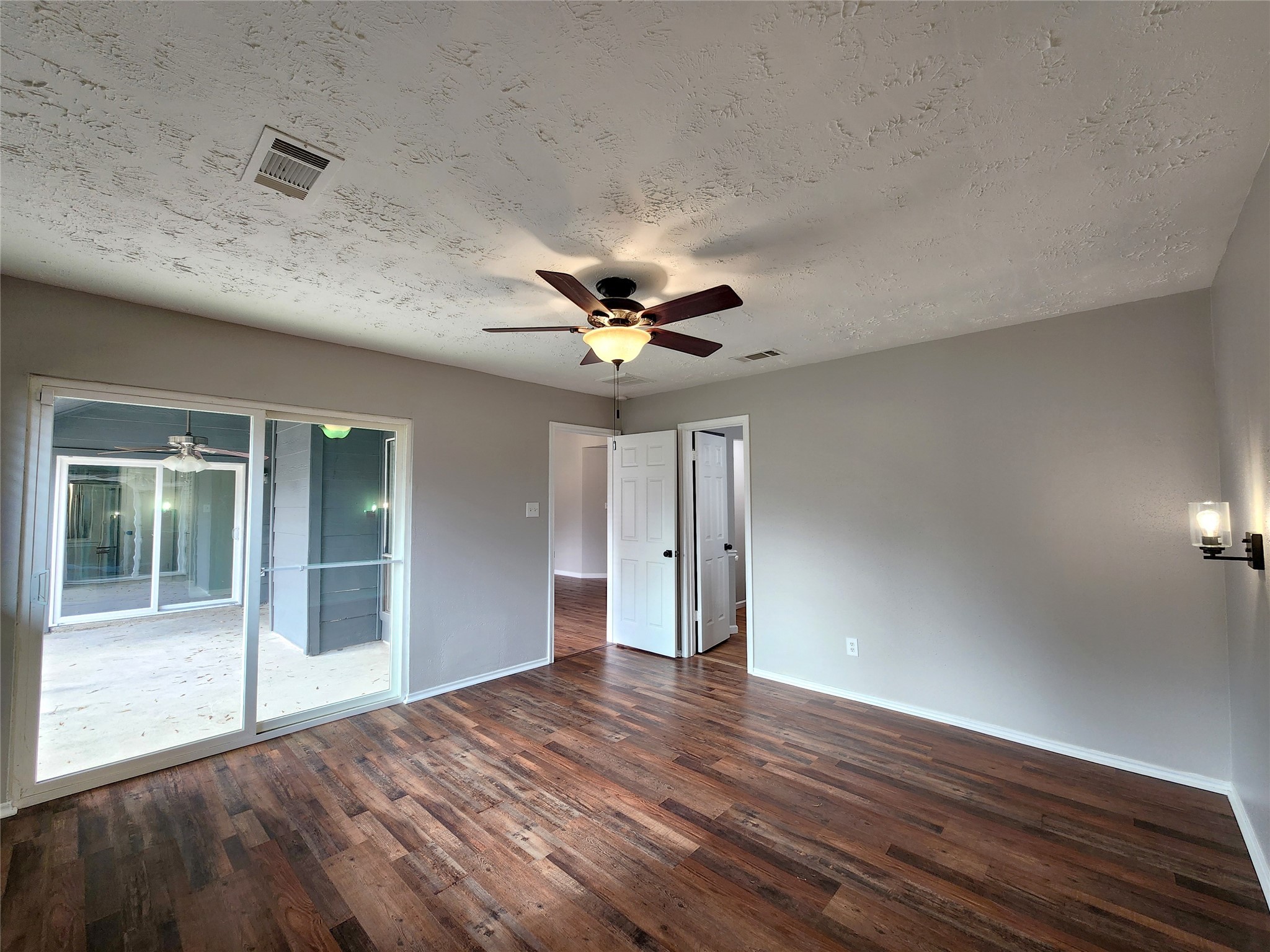 2118 Creston Drive Spring, TX 77386 - Photo 11 of 24