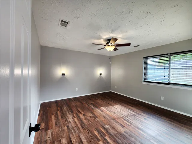 $2,150 | 2118 Creston Drive, Spring, TX 77386