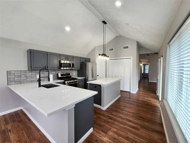 $2,150 | 2118 Creston Drive, Spring, TX 77386