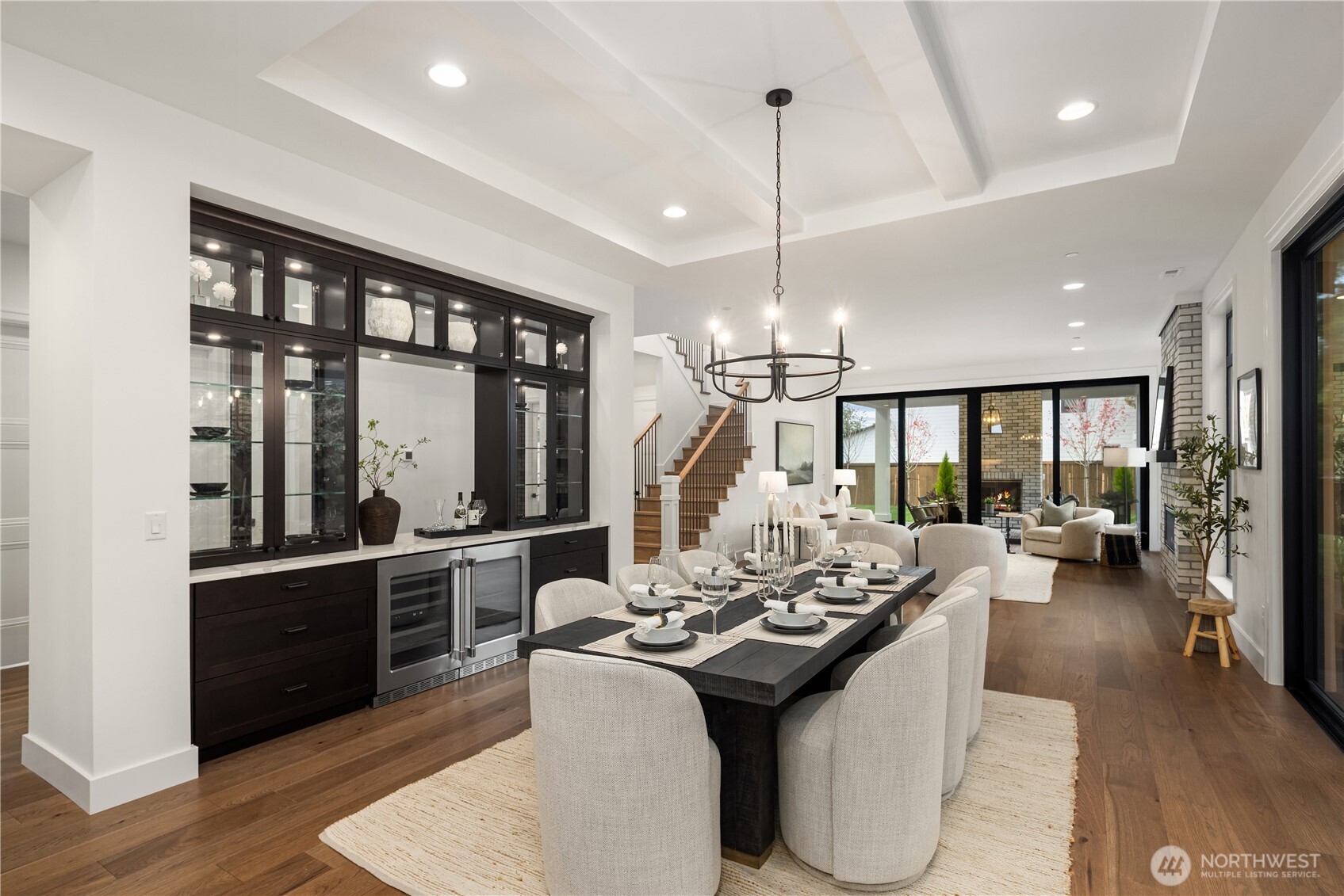 13988 Southeast 5th Street Bellevue, WA 98005 - Photo 11 of 39