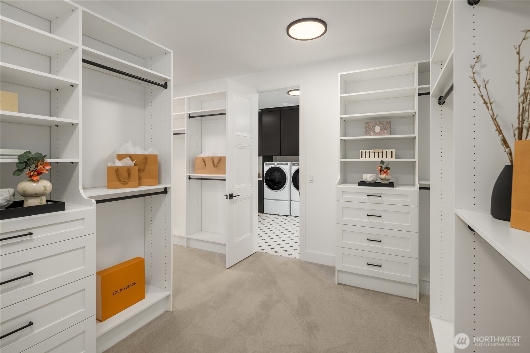 13988 Southeast 5th Street Bellevue, WA 98005 - Photo 28 of 39