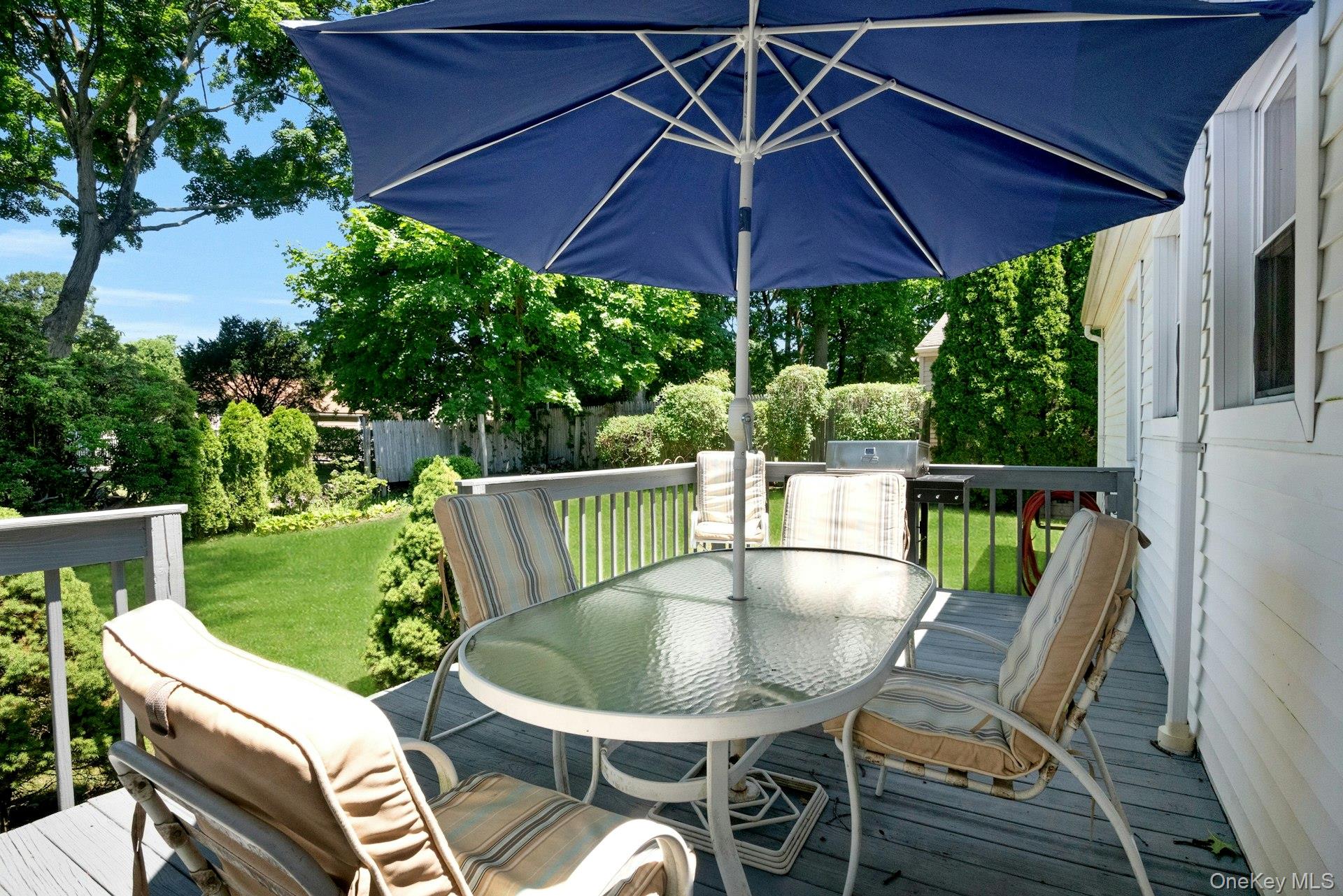 82 Holbrooke Road White Plains, NY 10605 - Photo 27 of 33