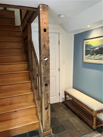 a view of entryway and hall