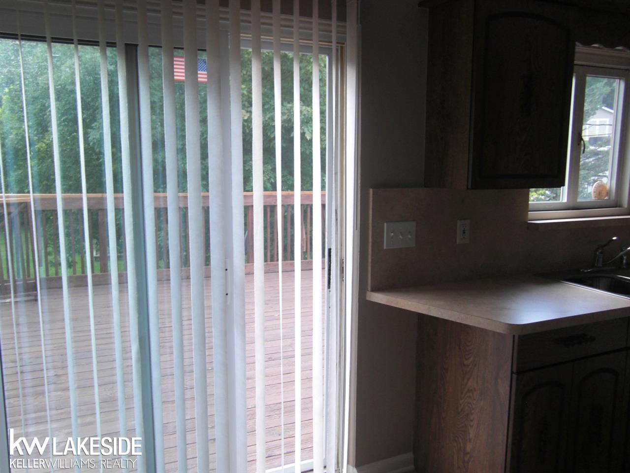 3214 Willet Avenue Rochester, MI 48309 - Photo 12 of 44 31330663-11.JPG