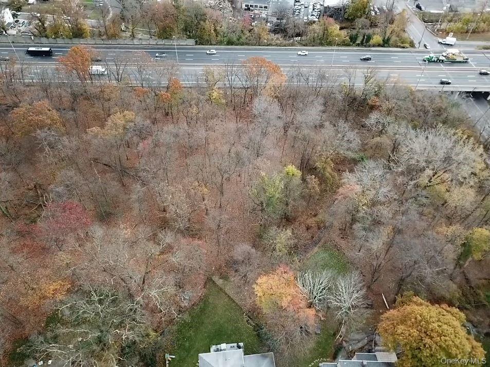 800 Fenimore Road Mamaroneck, NY 10543 - Photo 5 of 11 Gallery Image 5