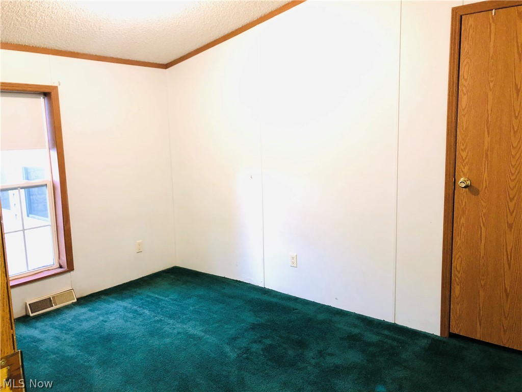 11189 Augusta Road East Rochester, OH 44625 - Photo 8 of 24 Gallery Image 8
