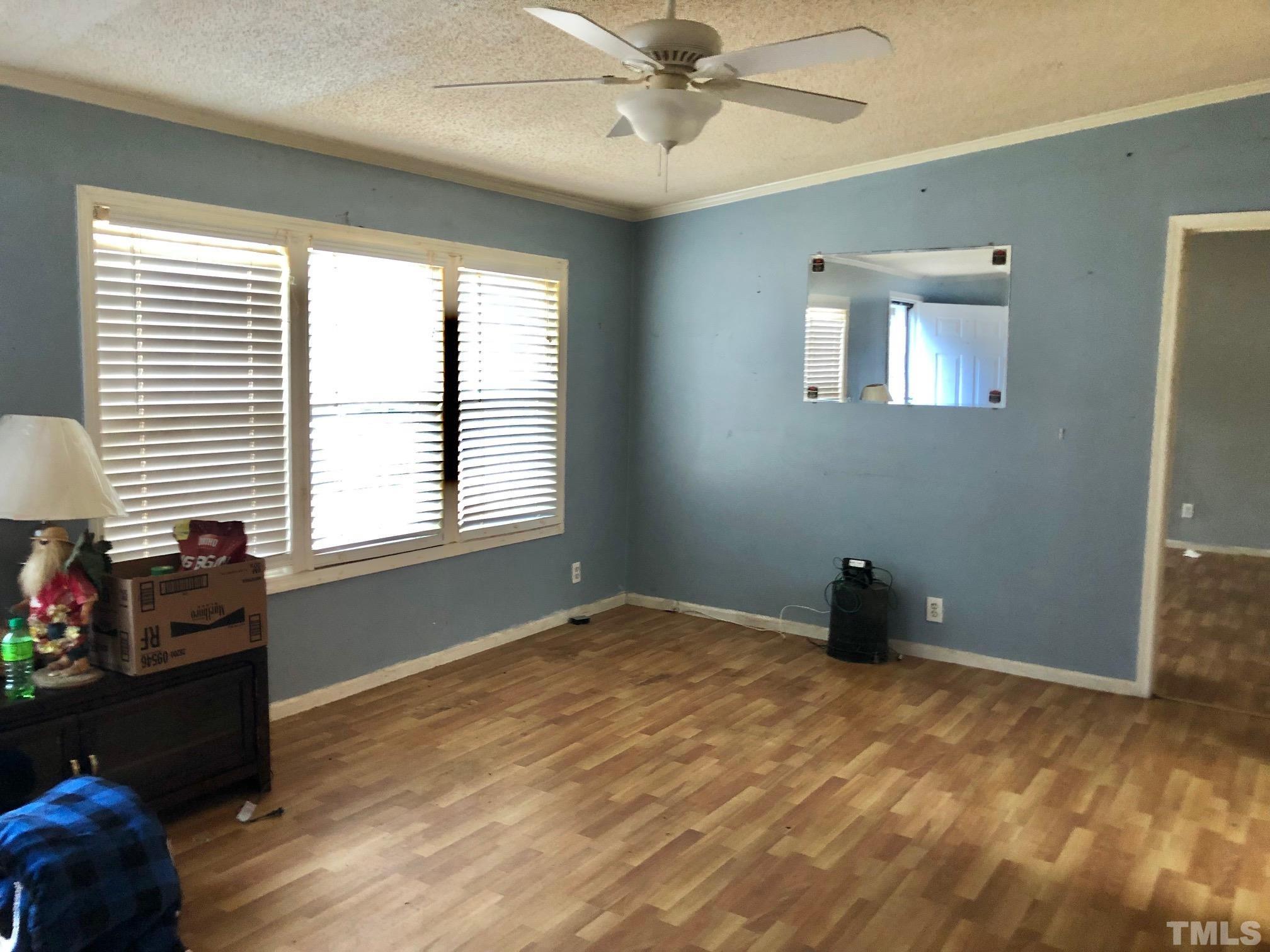 482 Daniel Harris Road Henderson, NC 27537 - Photo 2 of 24 Gallery Image 2