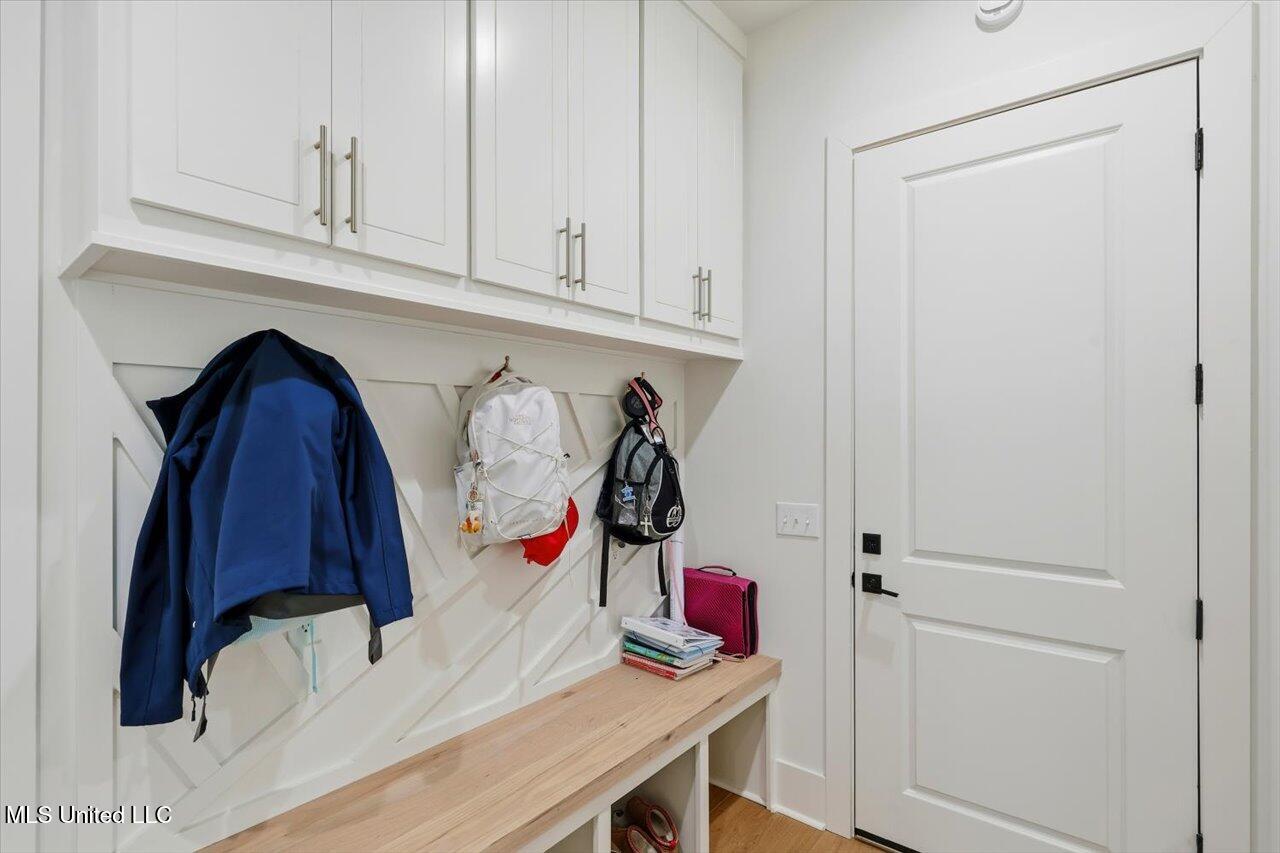 146 West Florida Boulevard Madison, MS 39110 - Photo 15 of 49 24-146 W Florida Blvd _ Home Tours MS