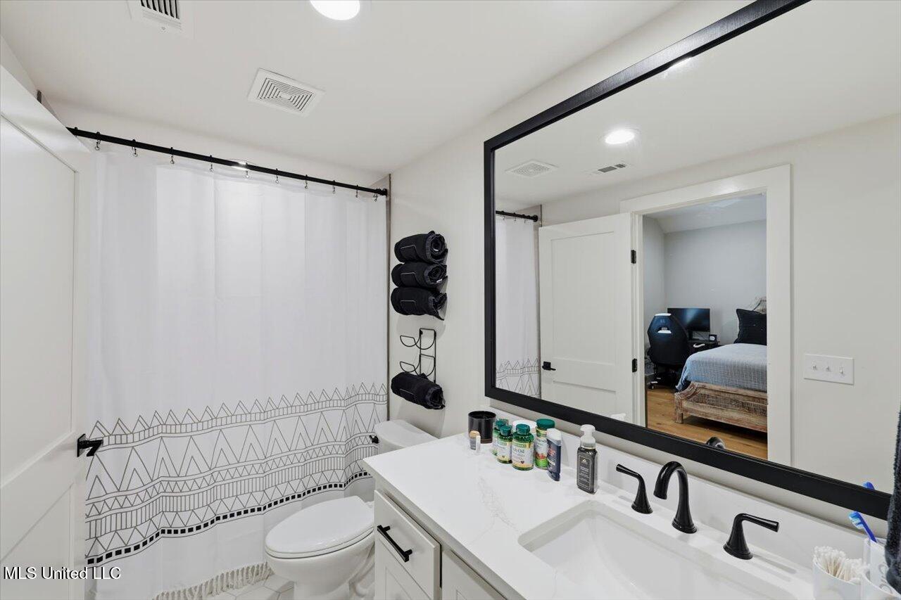 146 West Florida Boulevard Madison, MS 39110 - Photo 32 of 49 42-146 W Florida Blvd _ Home Tours MS