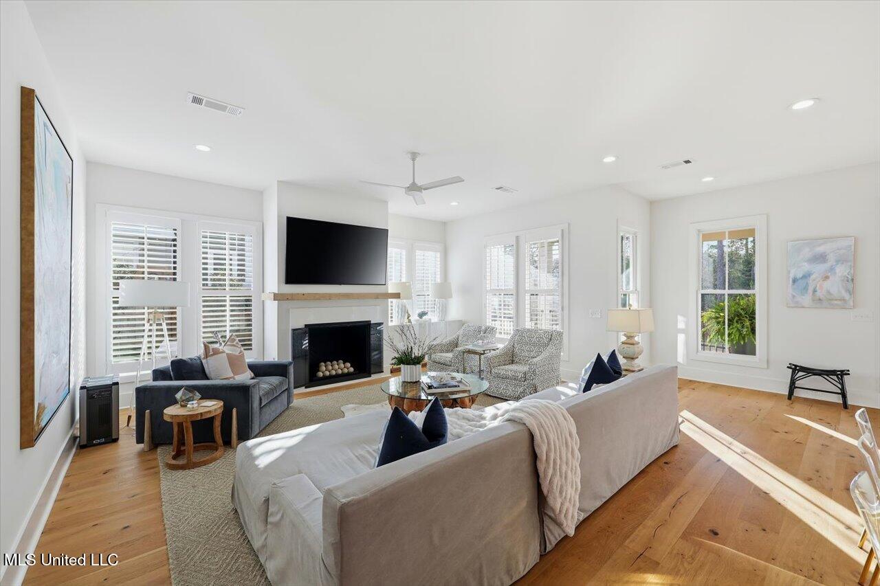 146 West Florida Boulevard Madison, MS 39110 - Photo 5 of 49 12-146 W Florida Blvd _ Home Tours MS