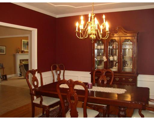 8 Broad Acres Farm Road Medway, MA 02053 - Photo 4 of 9 Gallery Image 4