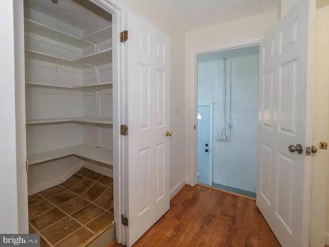 a view of a walk in closet