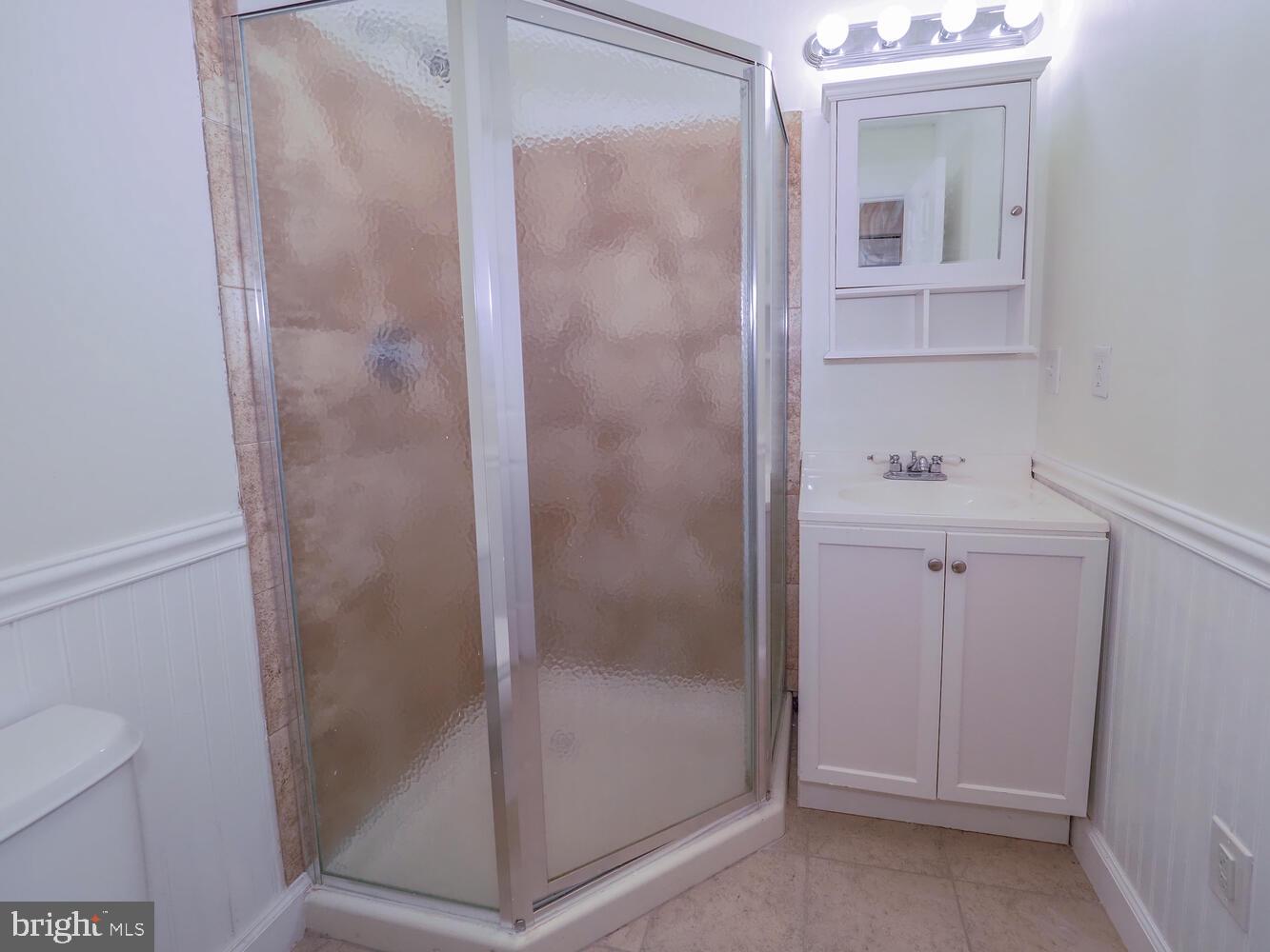 418 Hiobs Lane Aberdeen, MD 21001 - Photo 35 of 46 a bathroom with a shower