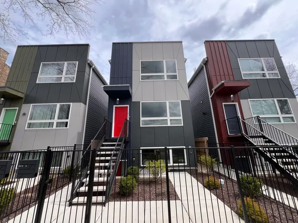 $1,800 | 6513 South Langley Avenue, Unit 1, Chicago, IL 60637