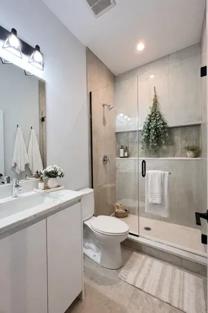 $1,800 | 6513 South Langley Avenue, Unit 1, Chicago, IL 60637