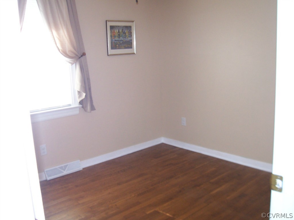 1836 Broad St Road Maidens, VA 23102 - Photo 13 of 21