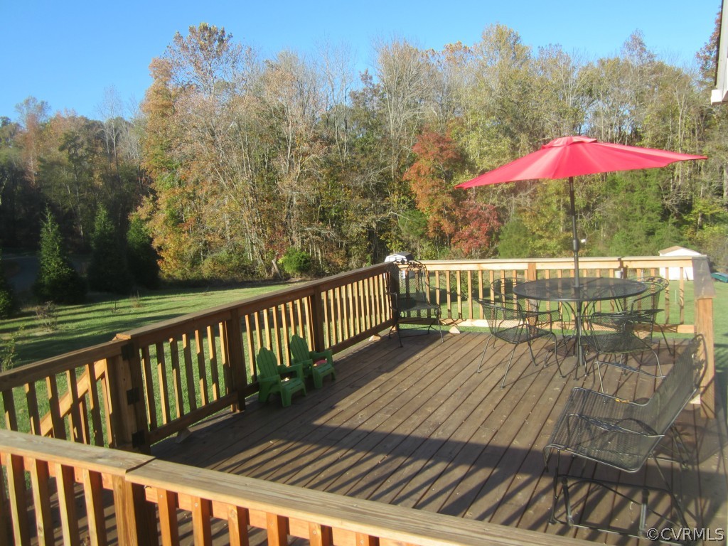 1836 Broad St Road Maidens, VA 23102 - Photo 3 of 21