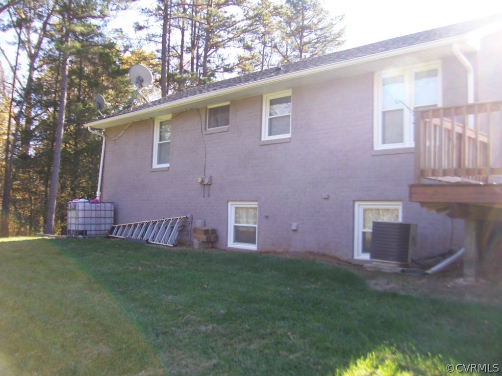 1836 Broad St Road Maidens, VA 23102 - Photo 8 of 21