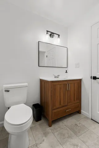 a bathroom with a tub