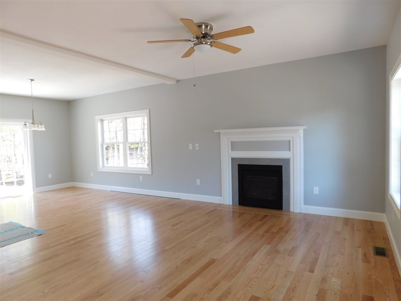 16 Stark Road Derry, NH 03038 - Photo 12 of 24 Gallery Image 12