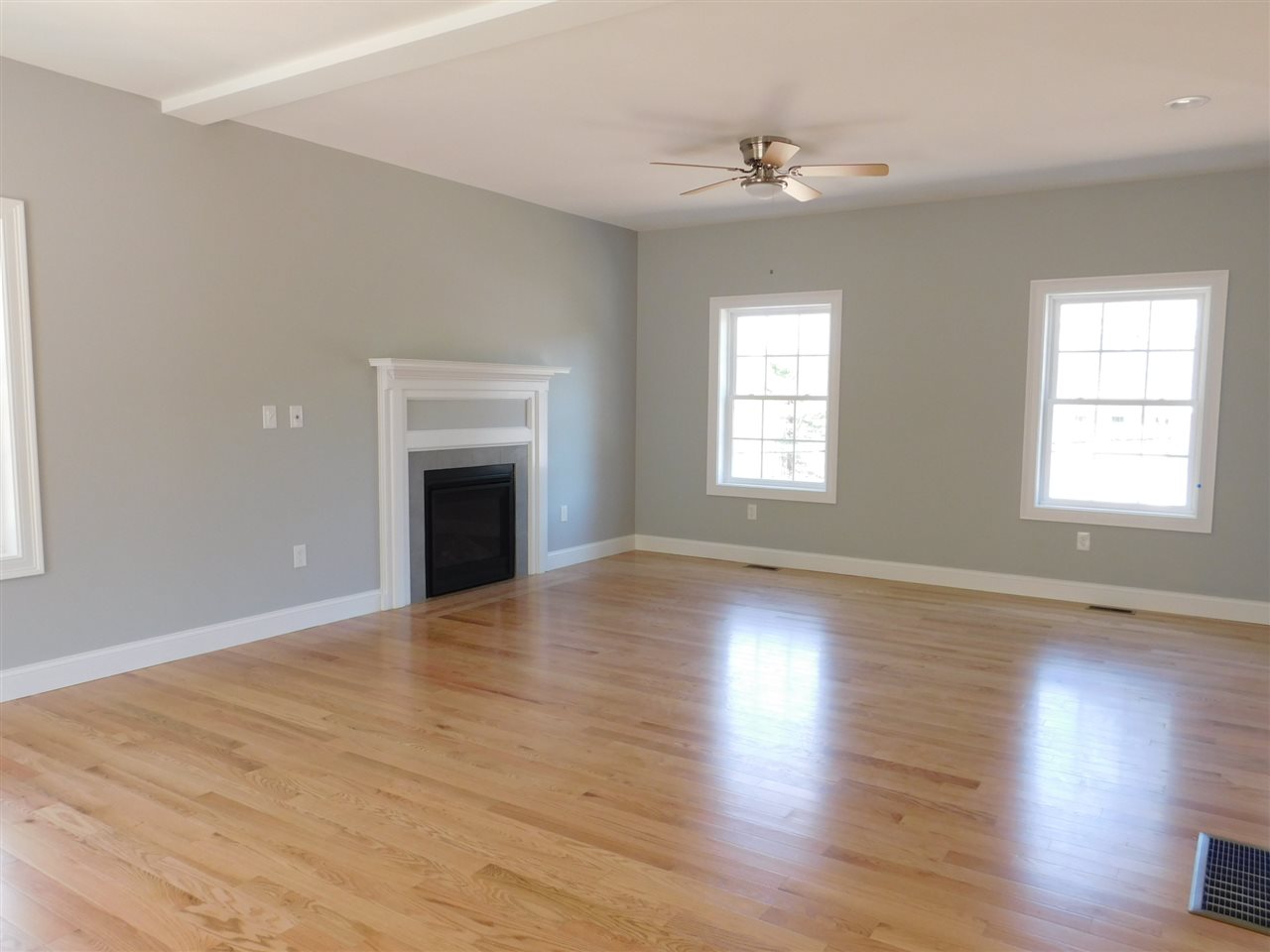 16 Stark Road Derry, NH 03038 - Photo 14 of 24 Gallery Image 14