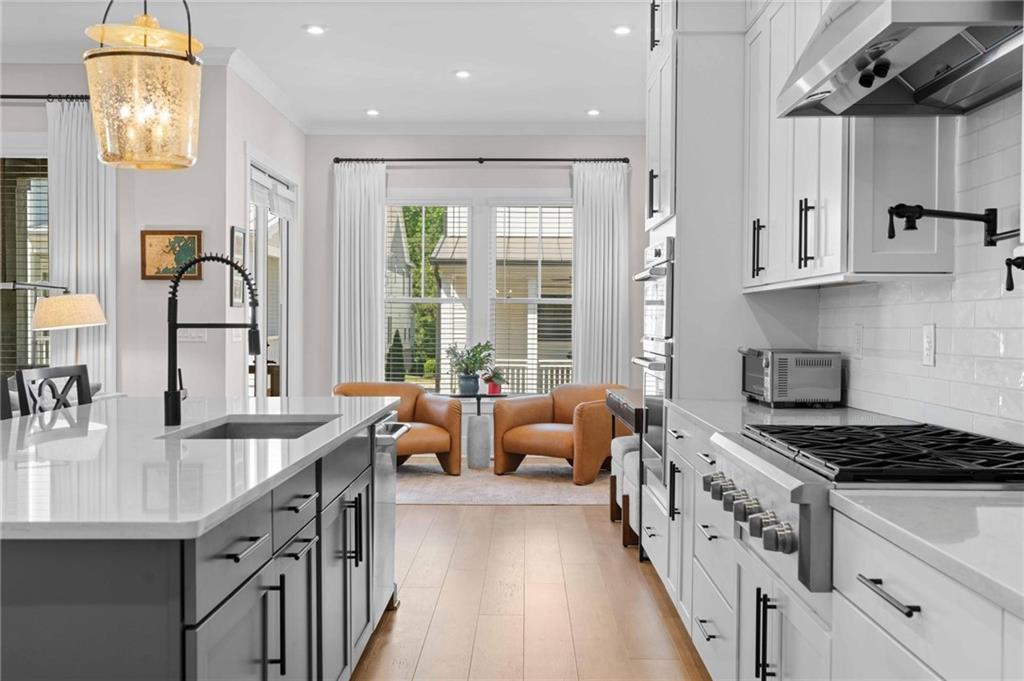 2123 Cortland Road Alpharetta, GA 30004 - Photo 3 of 47