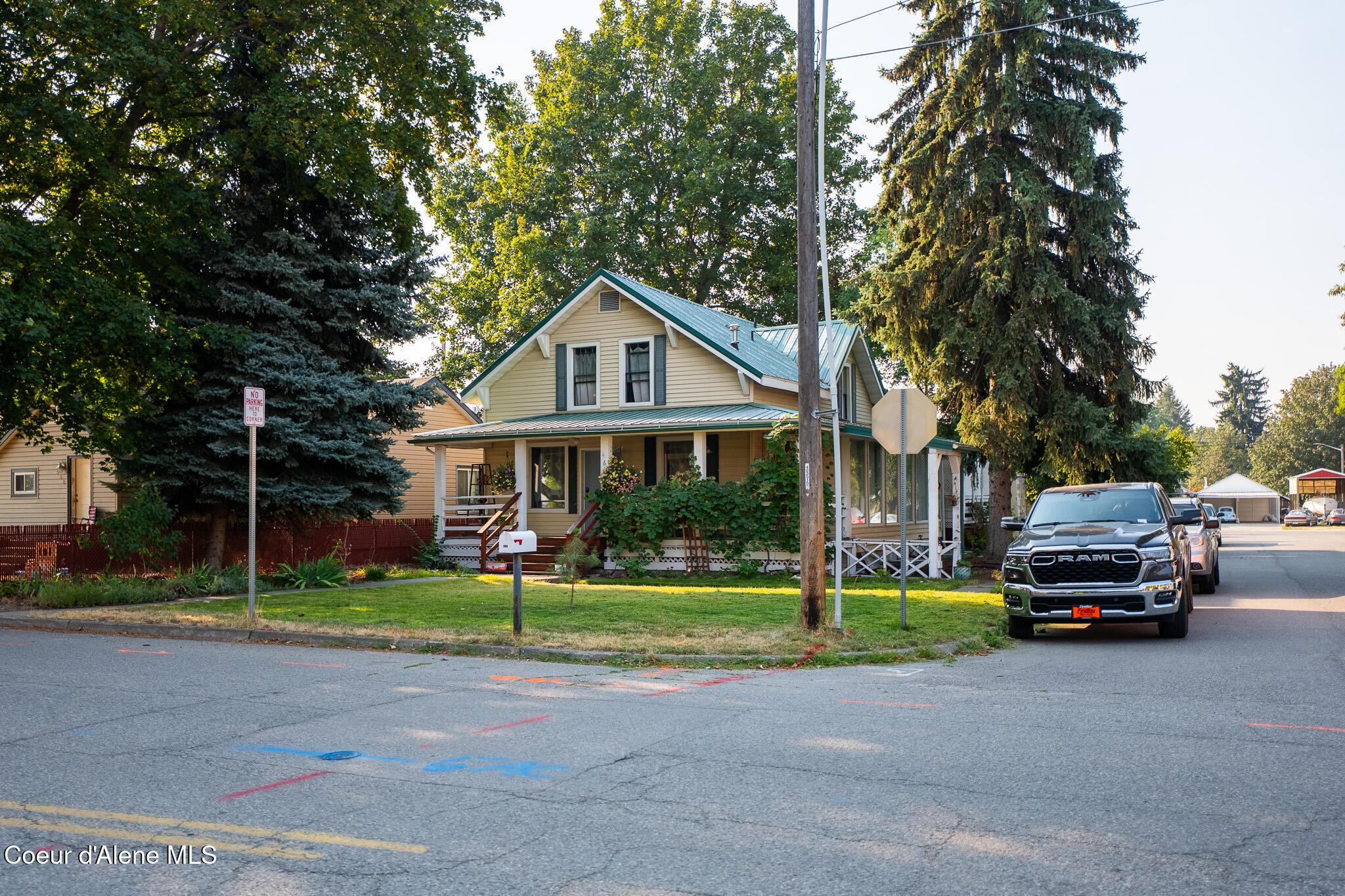 610 Emma Avenue Coeur D'Alene, ID 83814 - Photo 1 of 31 P1052557-HDR